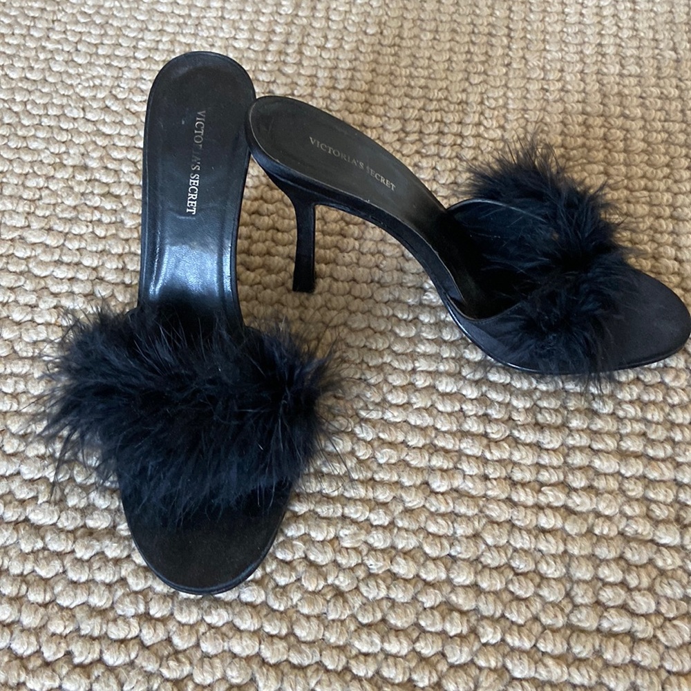 Black Feather covered heels.  Size 9.
